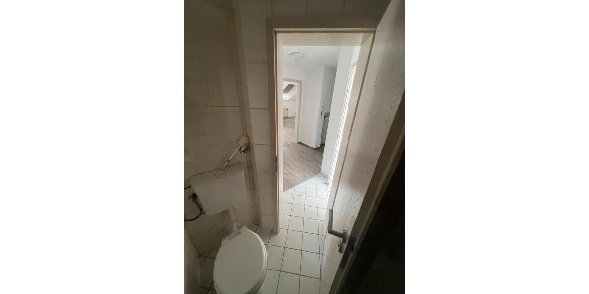 Dachgeschoßwohnung Völklingen - 3 Zimmer, 110 m&sup2;, 950&euro; | Angebot:25589315