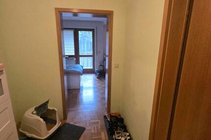 Schöne 1-Zimmer EG-Wohnung mit BalkonTerrasse