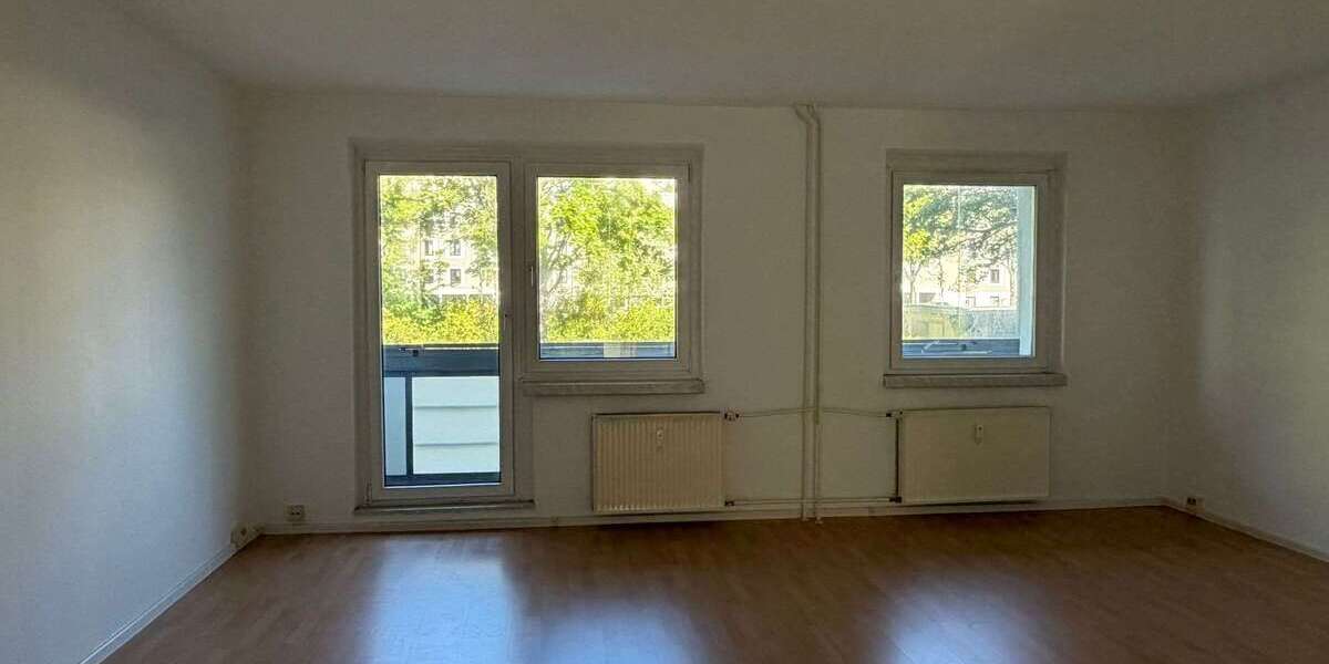 Etagenwohnung Berlin Hellersdorf - 2 Zimmer, 70 m&sup2;, 789&euro; | Angebot:26395870