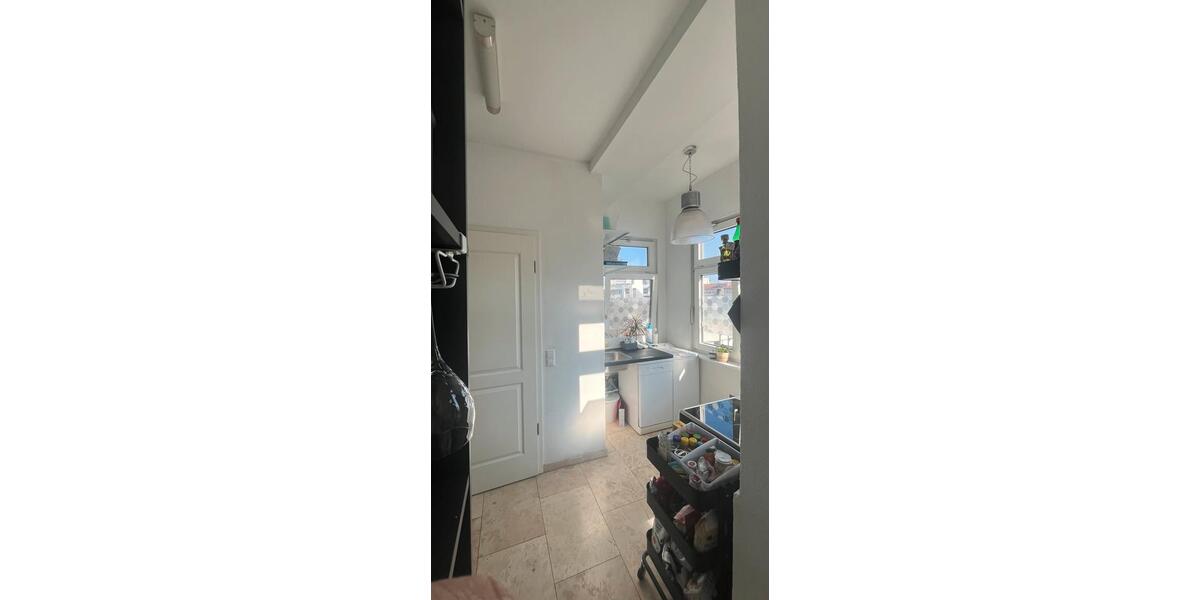 Wohnen auf Zeit Stuttgart Stuttgart-Süd - 30 Zimmer, 65 m&sup2;, 850&euro; | Angebot:26652490