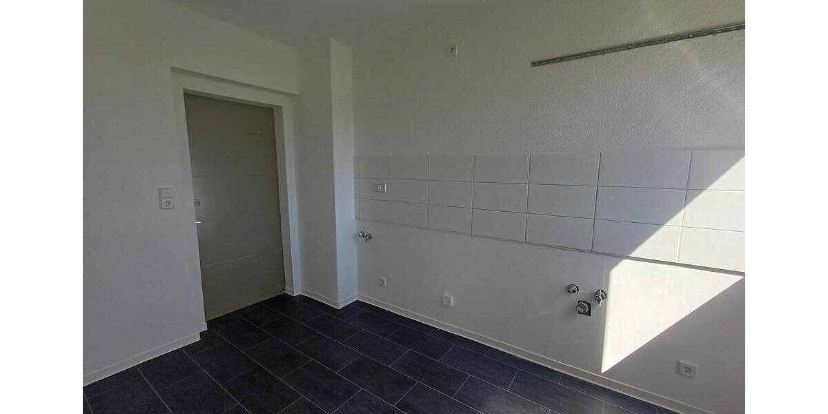 Etagenwohnung Merseburg - 2 Zimmer, 55 m&sup2;, 326&euro; | Angebot:26561575