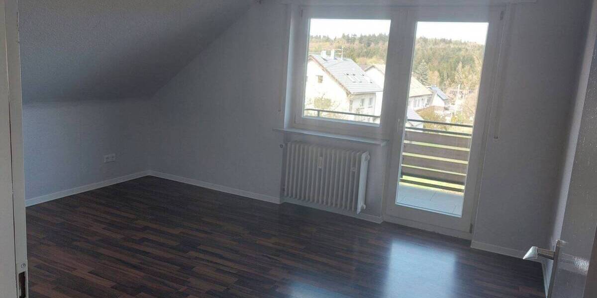 Etagenwohnung Bad Herrenalb Bernbach - 4 Zimmer, 90 m&sup2;, 810&euro; | Angebot:26187947