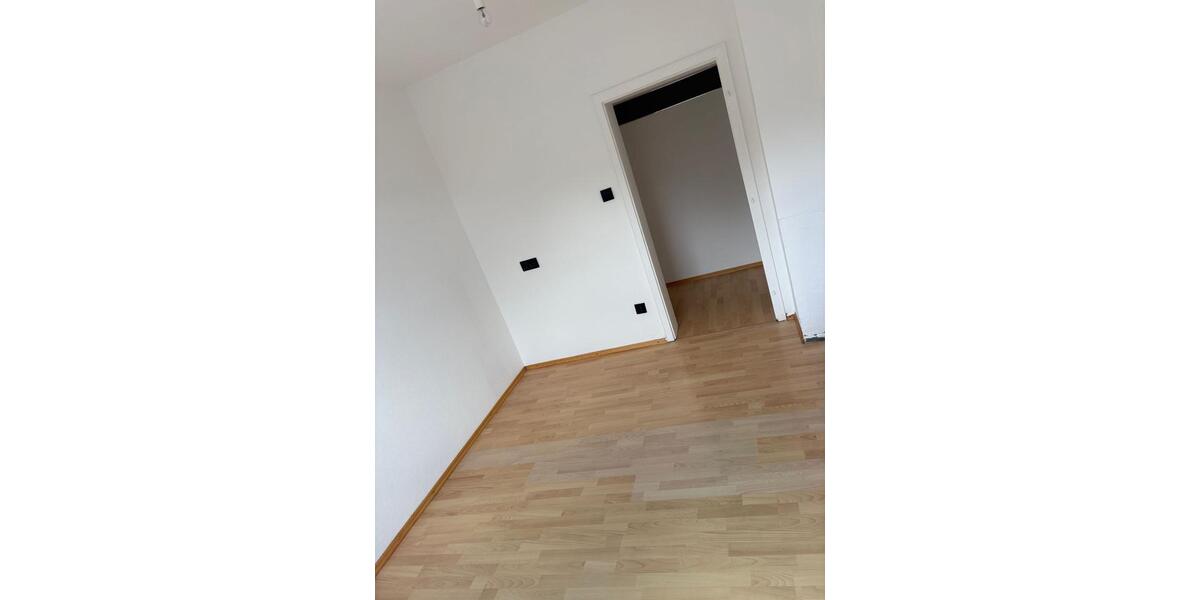 Etagenwohnung Lemberg - 3 Zimmer, 81 m&sup2;, 640&euro; | Angebot:25944478