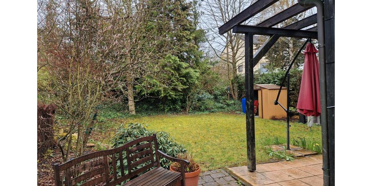Etagenwohnung Taunusstein - 5 Zimmer, 165 m&sup2;, 2.000&euro; | Angebot:26136945