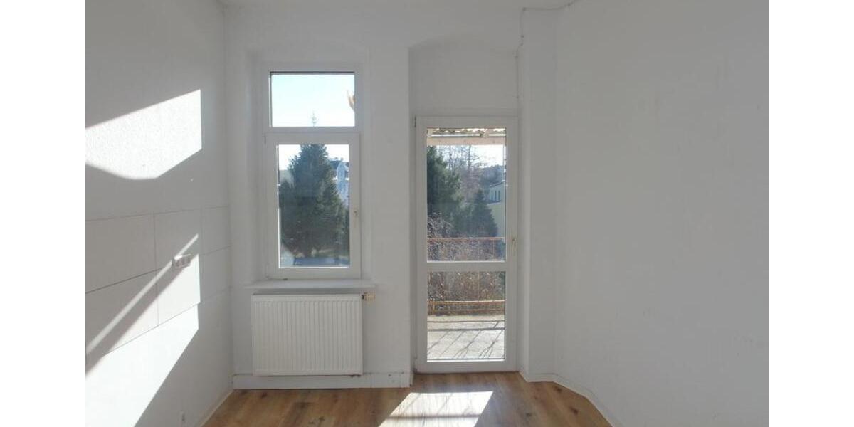 Etagenwohnung Hartha - 3 Zimmer, 73 m&sup2;, 399&euro; | Angebot:26019024