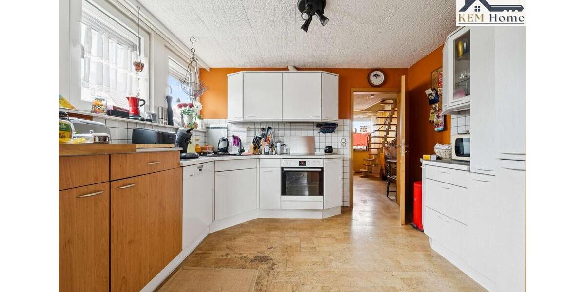 Einfamilienhaus Lauenau - 9 Zimmer, 2.000 m&sup2;, 2.250&euro; | Angebot:25869008