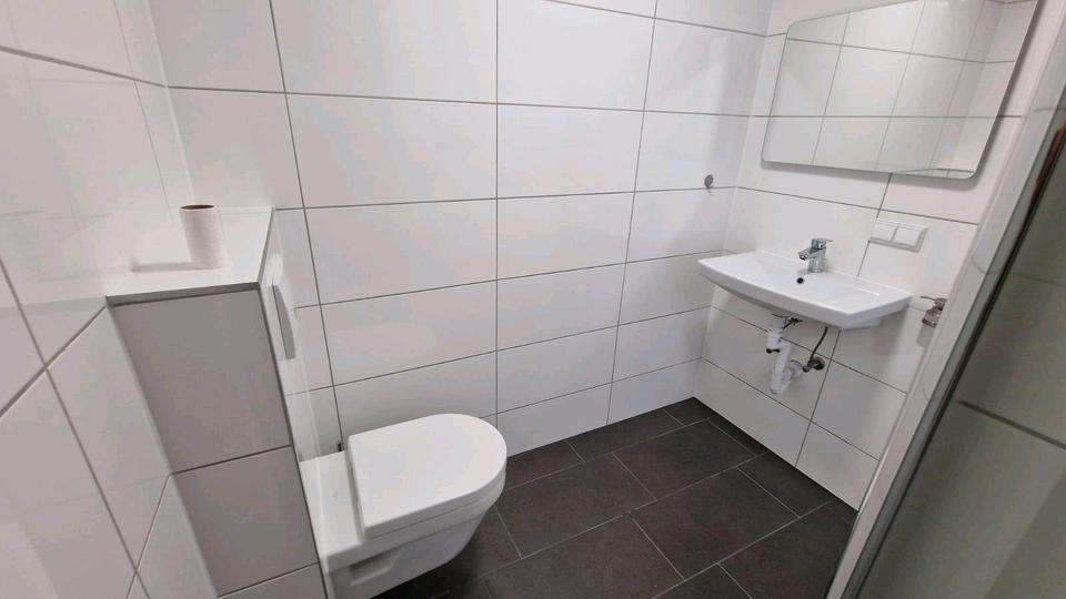 Erdgeschoßwohnung Siegen - 1 Zimmer, 80 m&sup2;, 800&euro; | Angebot:26137566