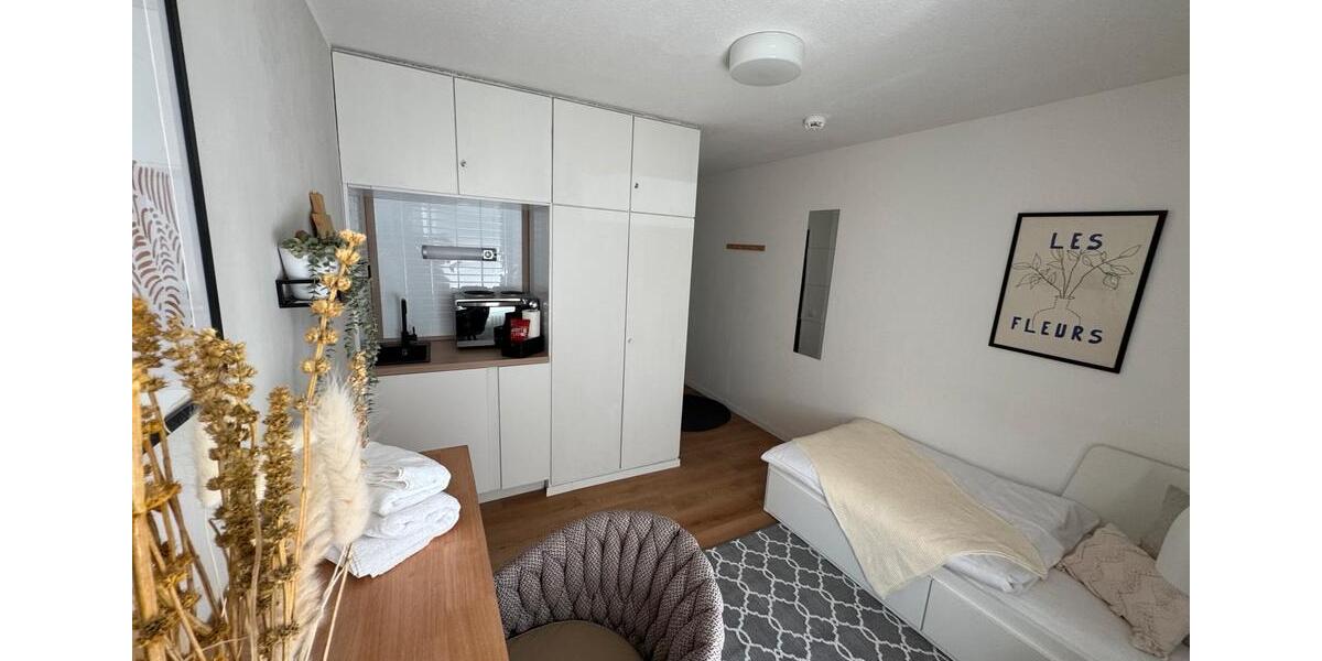 Etagenwohnung Landshut Landshut-West - 1 Zimmer, 17 m&sup2;, 660&euro; | Angebot:26176794