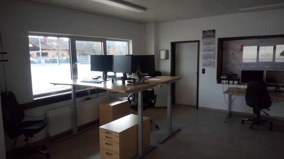Gewerbehalle inkl. Hoffläche 944qm Veitshöchheim zu vermieten zimmer