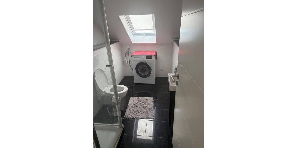Etagenwohnung Saarbrücken Brebach-Fechingen - 3 Zimmer, 110 m&sup2;, 950&euro; | Angebot:26804260