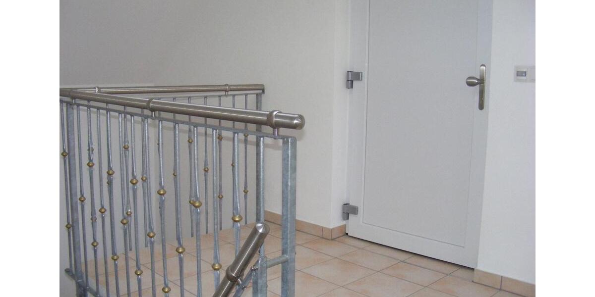 Dachgeschoßwohnung Hengersberg - 2 Zimmer, 620&euro; | Angebot:23570466