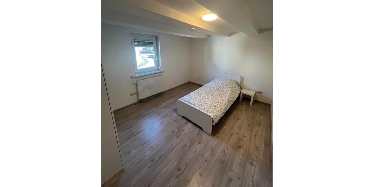Wohnen auf Zeit Öhringen - 7 Zimmer, 170 m&sup2;, 25&euro; | Angebot:24608446