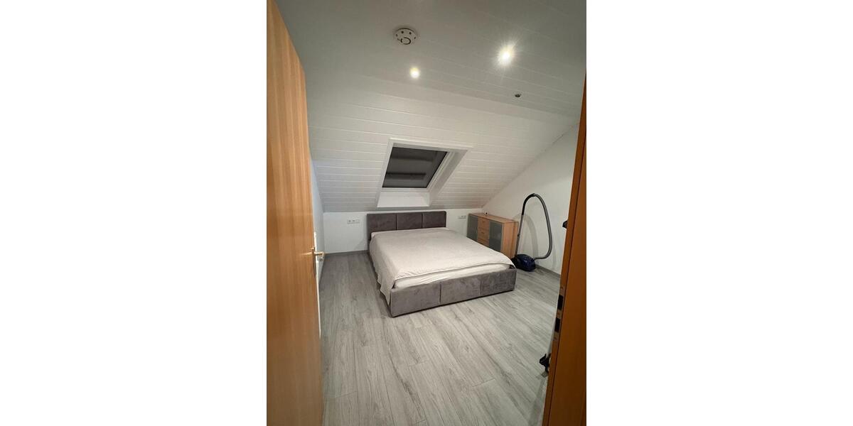 Maisonettenwohnung Vaihingen an der Enz - 2.5 Zimmer, 52 m&sup2;, 1.200&euro; | Angebot:26680587