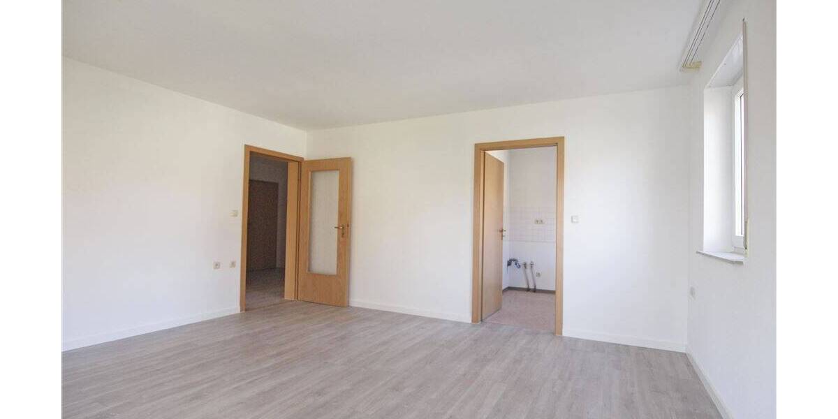 Etagenwohnung Frankenberg - 2 Zimmer, 62 m&sup2;, 407&euro; | Angebot:26157260