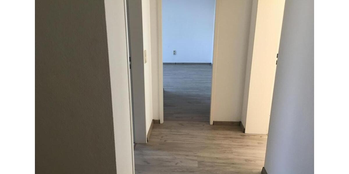 Erdgeschoßwohnung Meerane - 2 Zimmer, 58 m&sup2;, 320&euro; | Angebot:26284733