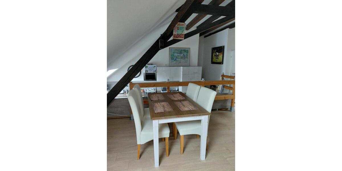 Bauernhaus, Landhaus Lauda-Königshofen Königshofen - 4 Zimmer, 180 m&sup2;, 1.750&euro; | Angebot:25146955