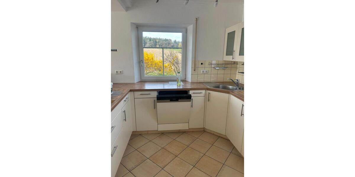 Einfamilienhaus Neumarkt-Sankt Veit Sankt Veit - 9 Zimmer, 240 m&sup2;, 2.400&euro; | Angebot:26252326