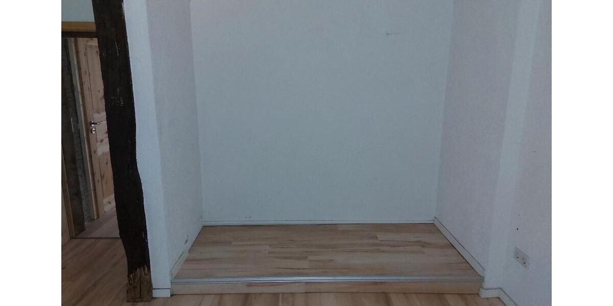 Erdgeschoßwohnung Calden - 4 Zimmer, 100 m&sup2;, 750&euro; | Angebot:26194614