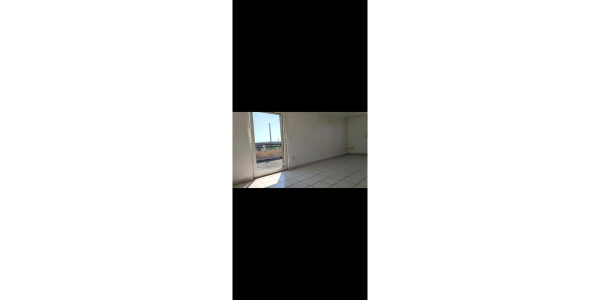 Dachgeschoßwohnung Köln Mülheim - 1.5 Zimmer, 50 m&sup2;, 1.050&euro; | Angebot:26504317