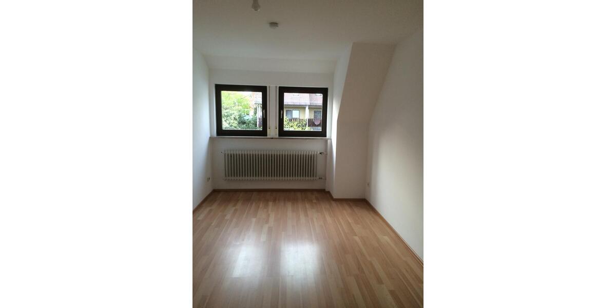 Reihenhaus Erlangen Alterlangen - 6 Zimmer, 149 m&sup2;, 1.700&euro; | Angebot:24544402