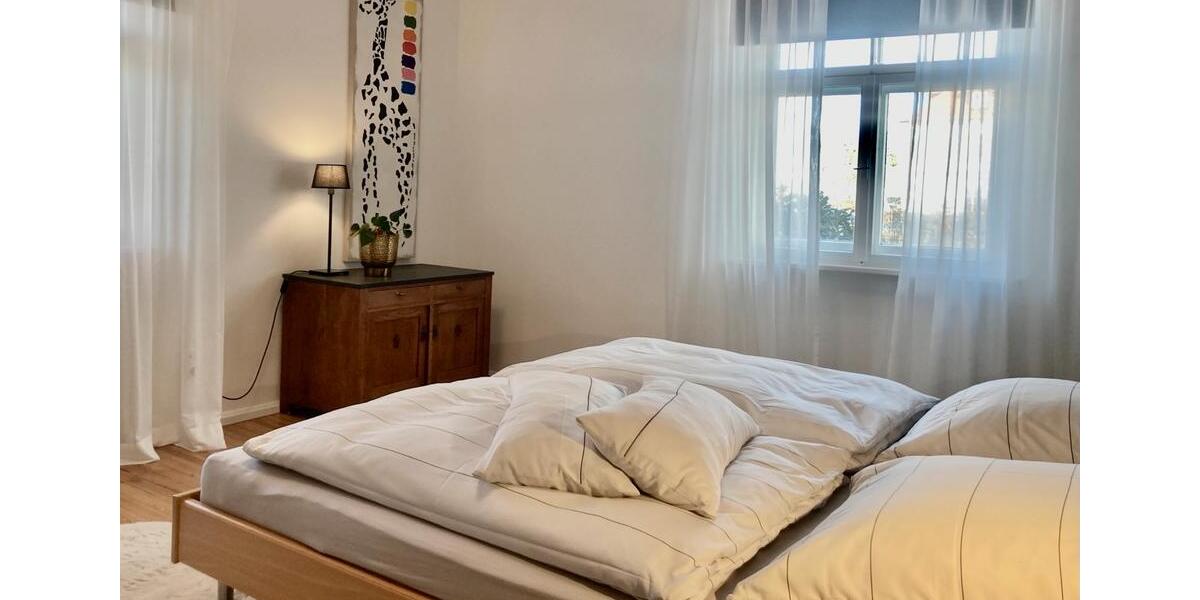 Wohnen auf Zeit Friedberg - 4 Zimmer, 120 m&sup2;, 1.950&euro; | Angebot:25757480