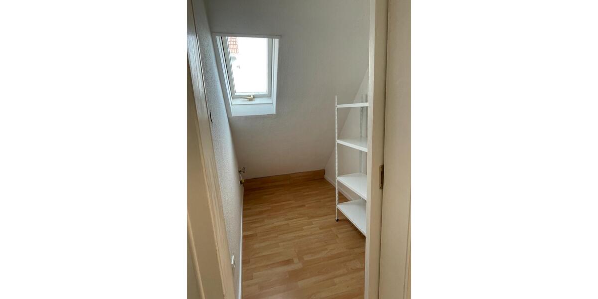 Dachgeschoßwohnung Fernwald - 3 Zimmer, 70 m&sup2;, 650&euro; | Angebot:24812085