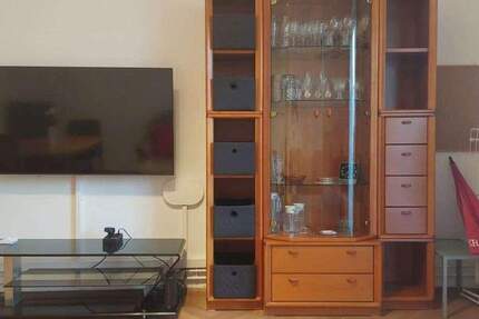 Helle 2-Zimmer-Wohnung - möbliert, Balkon 2 zimmer