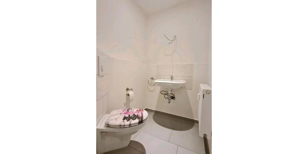 Erdgeschoßwohnung Wissen - 5 Zimmer, 140 m&sup2;, 850&euro; | Angebot:26116256