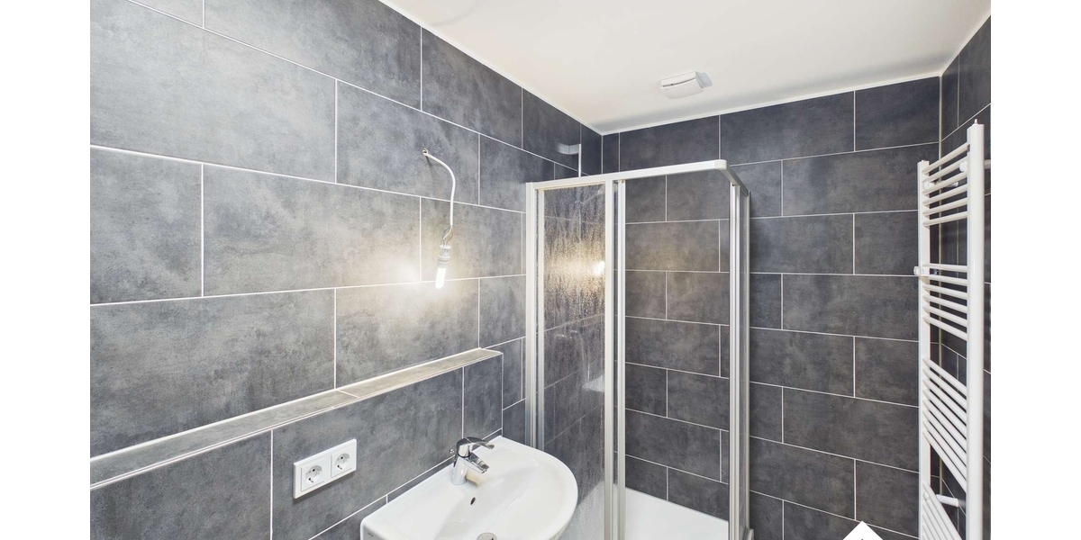 Erstbezug nach Komplettsanierung – helle Wohnung im 1. OG inkl. Einbauküche - Etagenwohnung Magdeburg Salbke | Angebot:25717449