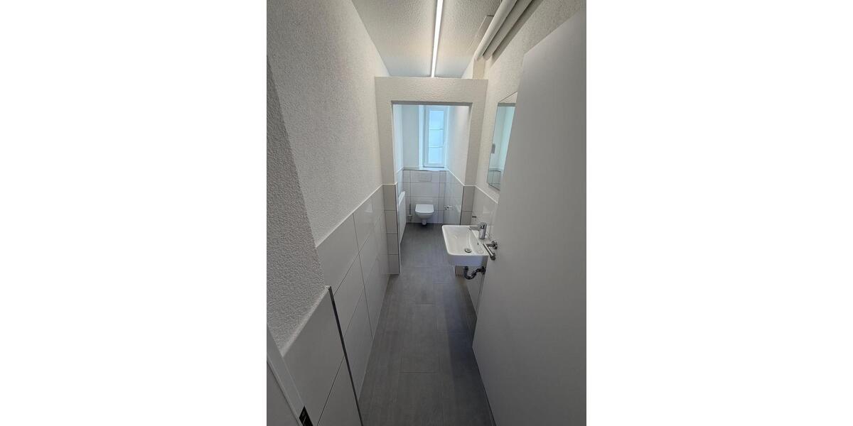 Gewerbeobjekt Donaueschingen - 1.300&euro; | Angebot:25275819