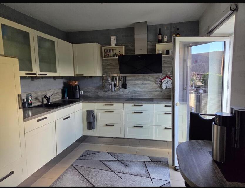 Renovierte Maisonetten Wohnung 102 Quadratmeter mit Balkon zimmer