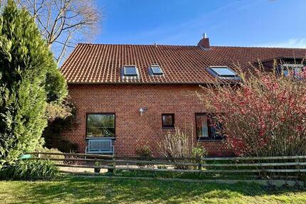 Wohnung Nienburg (Weser) - 5 Zimmer, 137 m&sup2;, 980&euro; | Angebot:25009922