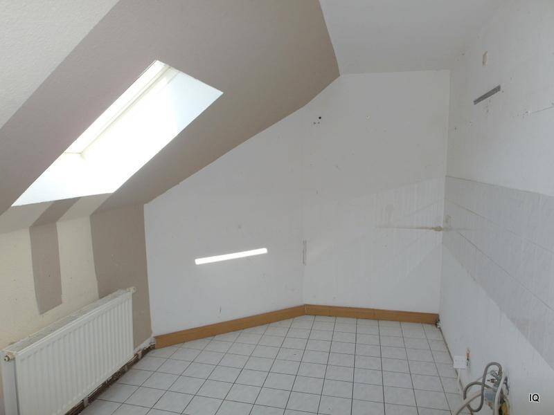 Gemütliche 3-Zimmer DachWohnung mit Laminat und Bad mit Dusche * handwerlich begabte Mieter gesucht