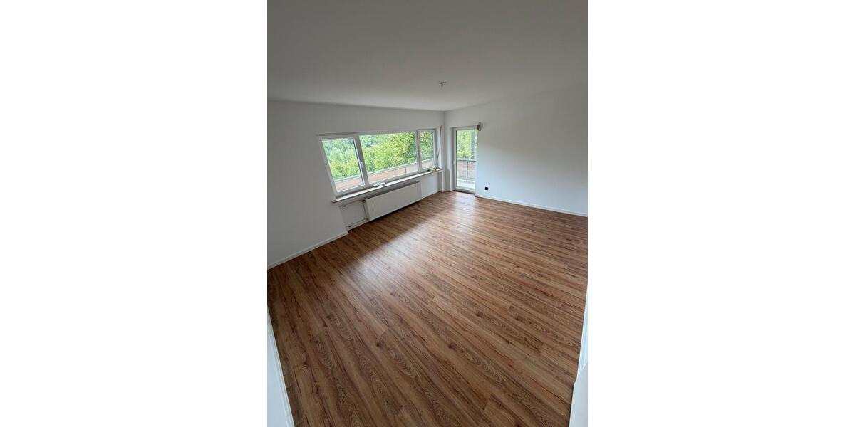 Erdgeschoßwohnung Gummersbach - 3 Zimmer, 73 m&sup2;, 760&euro; | Angebot:26563127