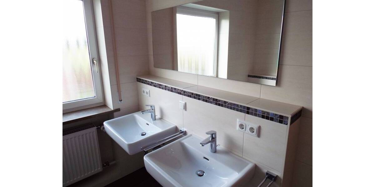 Einfamilienhaus Pentling Hölkering - 7 Zimmer, 140 m&sup2;, 1.800&euro; | Angebot:26118270
