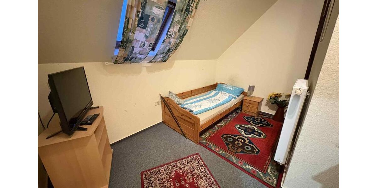 Wohnen auf Zeit Berne - 5 Zimmer, 15 m&sup2;, 25&euro; | Angebot:24487401