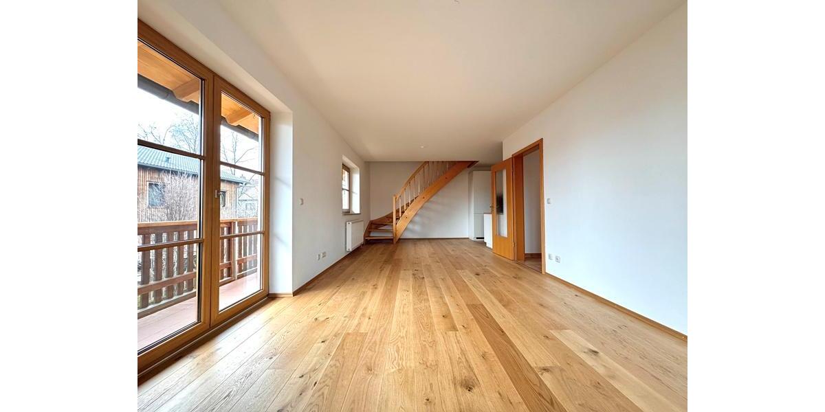 Renovierte, helle 4-ZKB-Wohnung in ruhiger Lage von Siegertsbrunn 4 zimmer