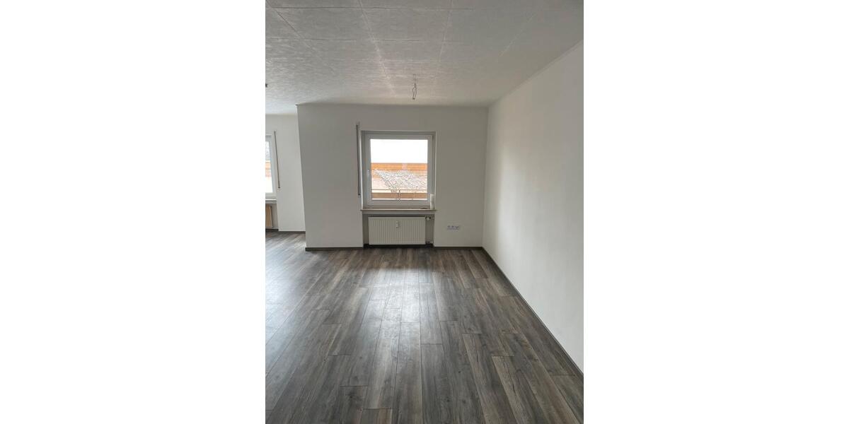 Erdgeschoßwohnung Gochsheim - 3.5 Zimmer, 88 m&sup2;, 920&euro; | Angebot:24394585