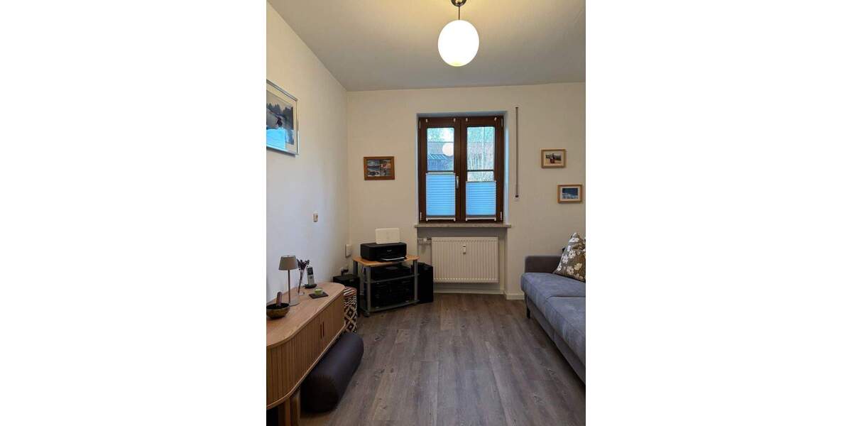Etagenwohnung Wang Inzkofen - 4 Zimmer, 125 m&sup2;, 1.070&euro; | Angebot:25909255