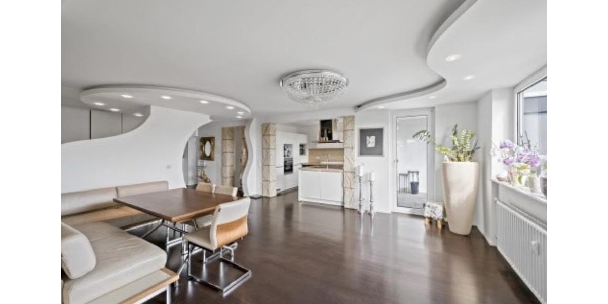 Penthouse mit Panorama: Exklusiver Blick über Reutlingen 4.5 zimmer