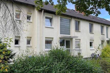 Gepflegte Dachgeschoßwohnung mit Balkon - ab sofort frei