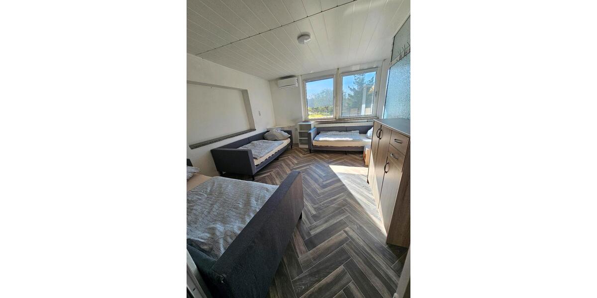 Wohnen auf Zeit Eisenhüttenstadt - 2 Zimmer, 120 m&sup2;, 25&euro; | Angebot:24829855