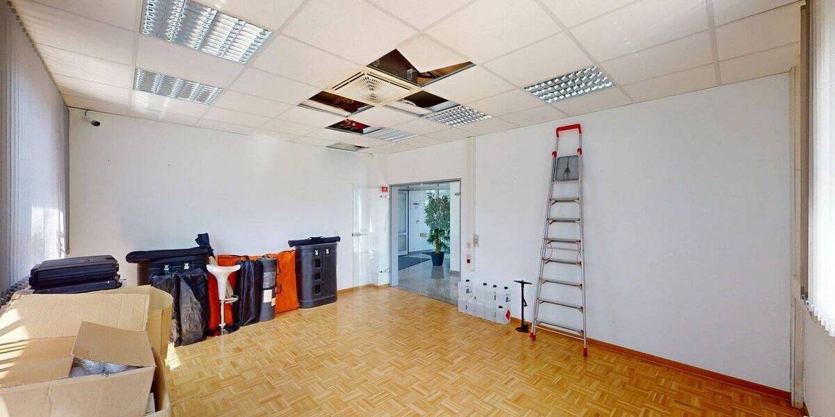 Gewerbeobjekt Seddiner See Neuseddin - 4 Zimmer, 150 m&sup2;, 1.875&euro; | Angebot:25971787