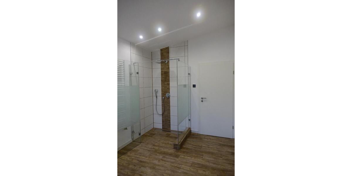 Maisonettenwohnung Bad Schönborn - 5 Zimmer, 172 m&sup2;, 2.100&euro; | Angebot:26278589