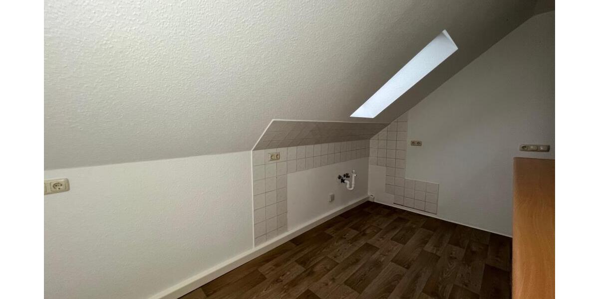 Gemütliche 3 Raum DG Wohnung mit Garten am Haus - unterhalb der Osterburg! - Dachgeschoßwohnung Weida Liebsdorf | Angebot:26146312