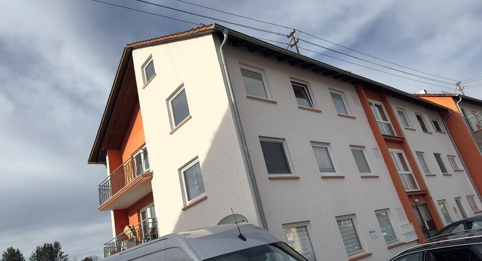 Etagenwohnung Burladingen - 3 Zimmer, 69 m&sup2;, 910&euro; | Angebot:25273376