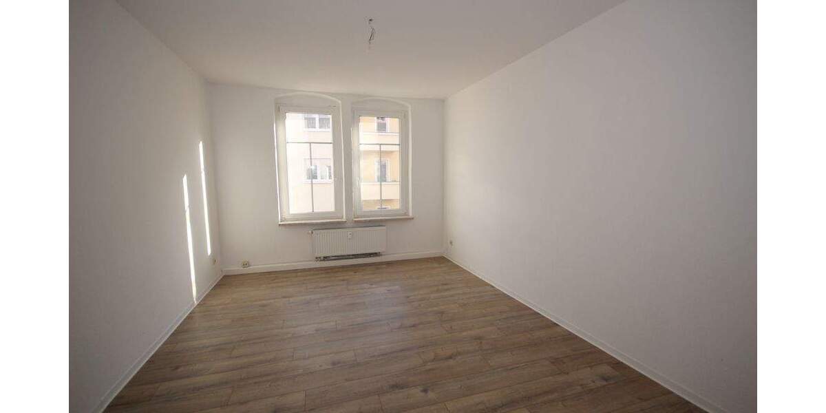 Etagenwohnung Döbeln Sörmitz - 5 Zimmer, 148 m&sup2;, 740&euro; | Angebot:24453175