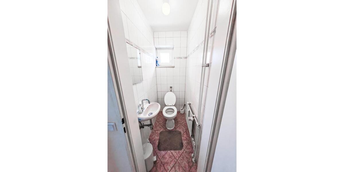 Erdgeschoßwohnung Neunburg vorm Wald - 4 Zimmer, 80 m&sup2;, 580&euro; | Angebot:25964488