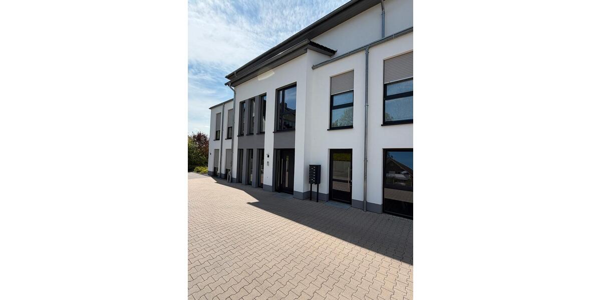 Erdgeschoßwohnung Obernkirchen - 3 Zimmer, 114 m&sup2;, 1.250&euro; | Angebot:26464392