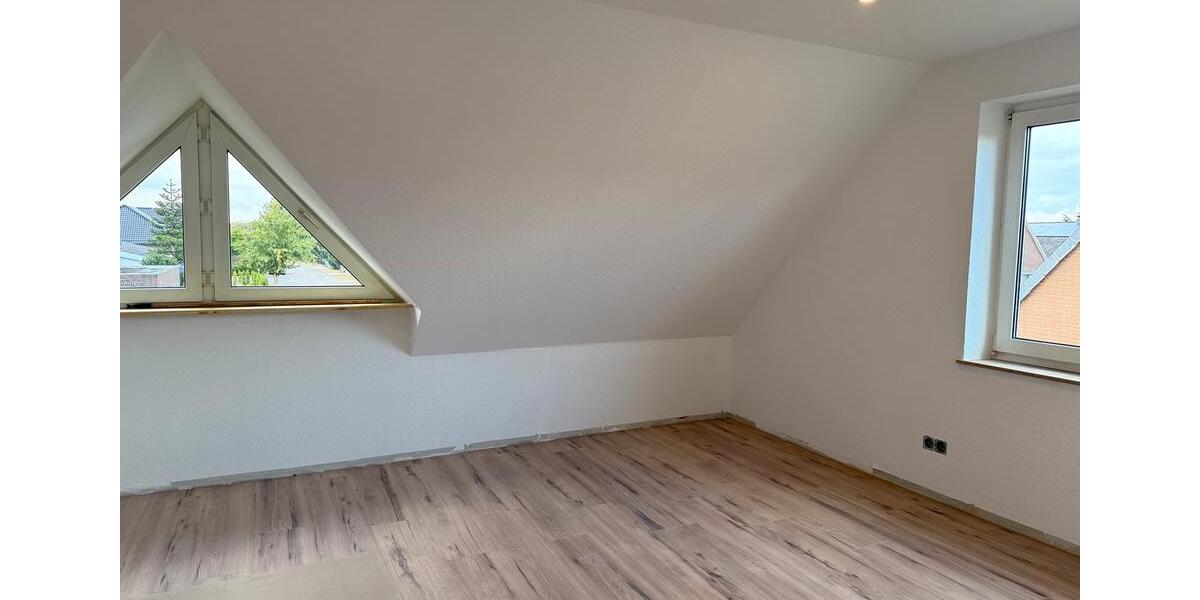 Etagenwohnung Barßel - 4 Zimmer, 130 m&sup2;, 1.100&euro; | Angebot:26690129